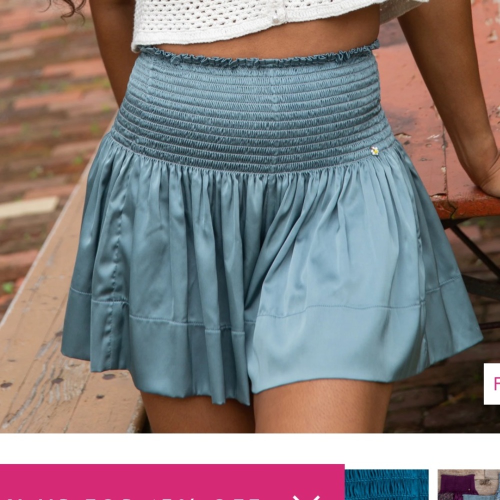 Natural Life Daisy Short - Teal